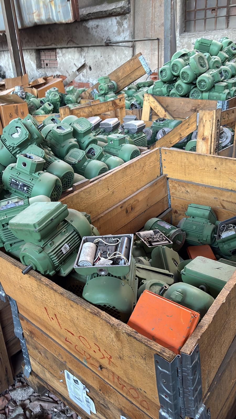 AC Asenkron Elektrik Motorları | İstenilen kW ve Devirde Sıfır & İkinci El